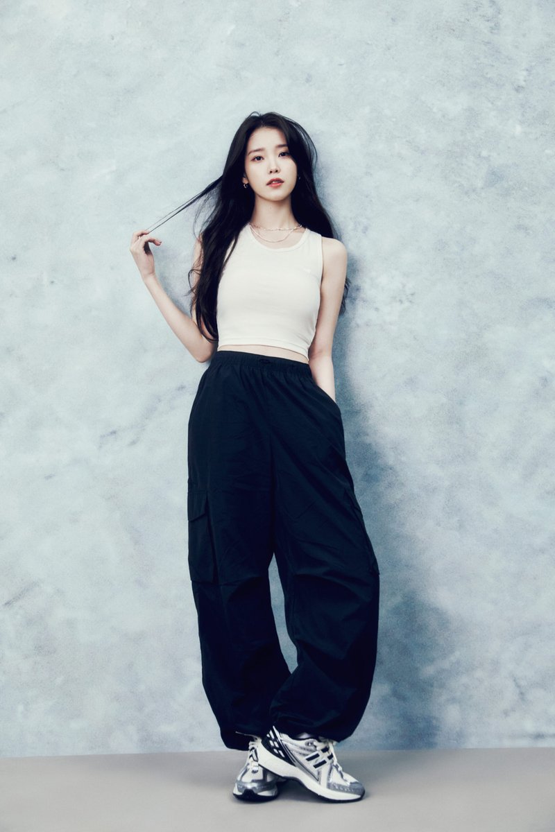 chatshirelore's tweet photo. IU x New Balance
2000x3000
https://t.co/eNngOwxt6t https://t.co/q1JspNGKud