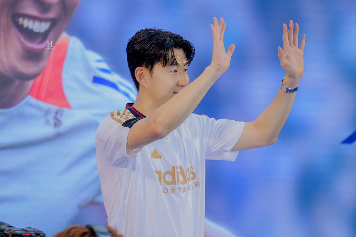 H_hm7_'s tweet photo. 240706 아디다스
#손흥민 #Sonny

👋 https://t.co/kyY9tMOFVt