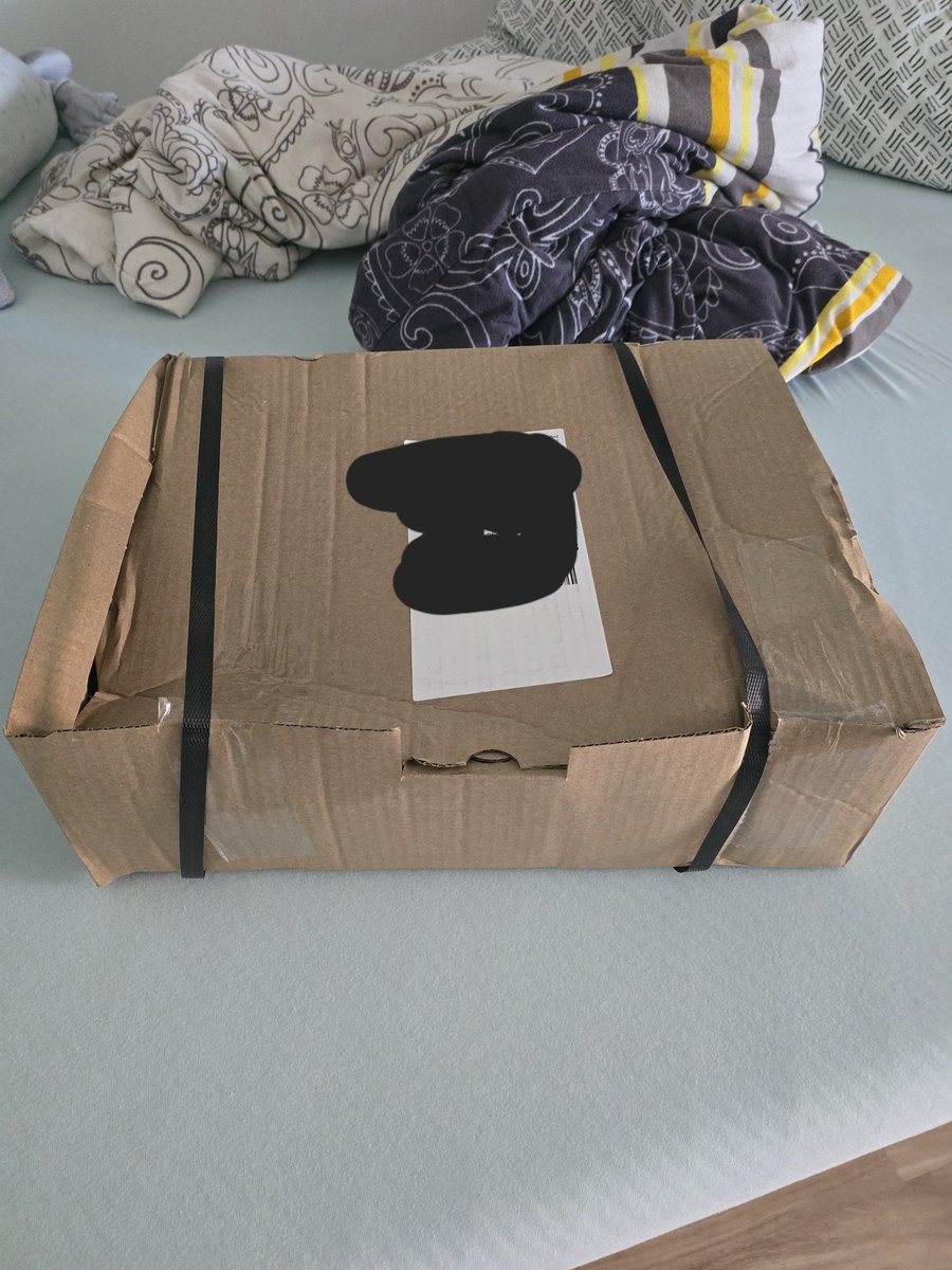 Hey ähm @dpd_de wäre schön, wenn Pakete nicht so ankommen. Danke.