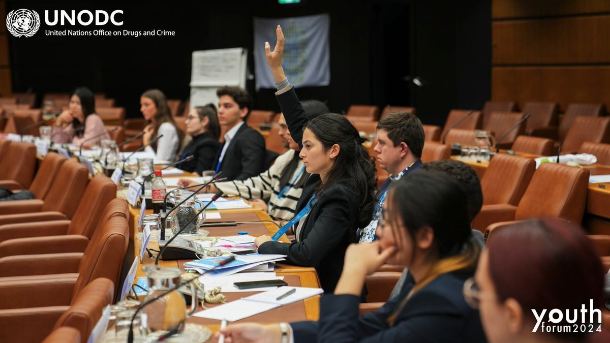 UNODC_PTRS's tweet photo. Youth make a difference.

@UNODC #YouthInitiative finds ways to enhance their presence and action🤝 at all levels of substance💊 use #Prevention work. 

Learn about #YouthInitiative : 
ℹ️https://t.co/7jvT2JWxXl https://t.co/WnsyNmPhMf