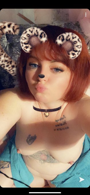 Tits out Tuesday flashback who likes 😘😘 https://t.co/dqtFQQ7seF