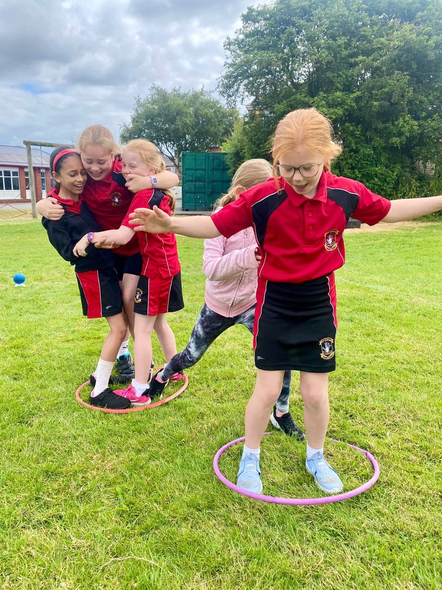 ACESport_UK's tweet photo. OAA & Team building at @MPA_WholeSchool last week🌟 These activities are great for children to learn why working as a team is important and how it’s a key life skill to have🙌🏼🌟 #physicaleducation #teambuildingactivity #physicalactivity https://t.co/Jd6fEIOujt
