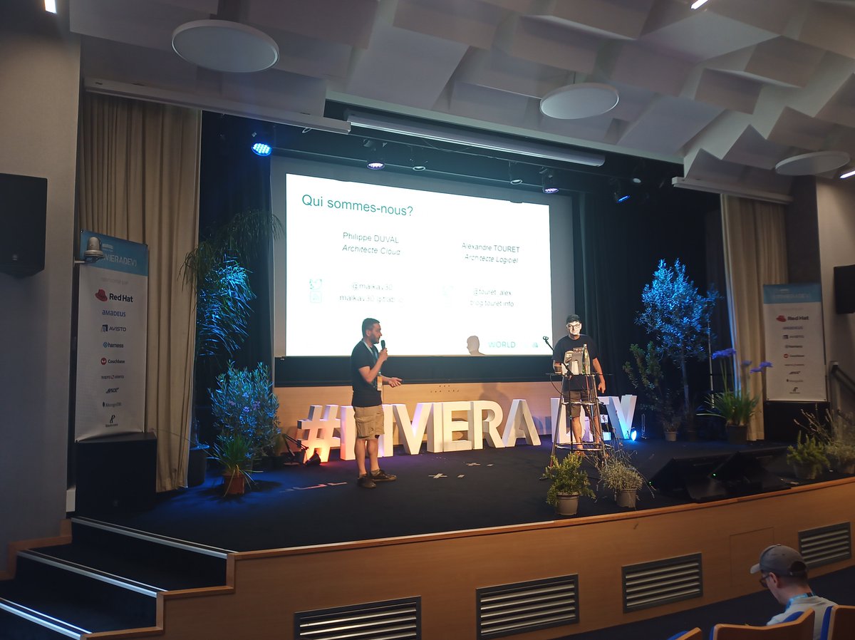 Riviera DEV 🌴 (@rivieradev) on Twitter photo @touret_alex et <a href="/malkav30/">Philippe Duval</a> nous expliquent à identifier les contraintes techniques @ #RivieraDEV @touret_alex et <a href="/malkav30/">Philippe Duval</a> nous expliquent à identifier les contraintes techniques @ #RivieraDEV