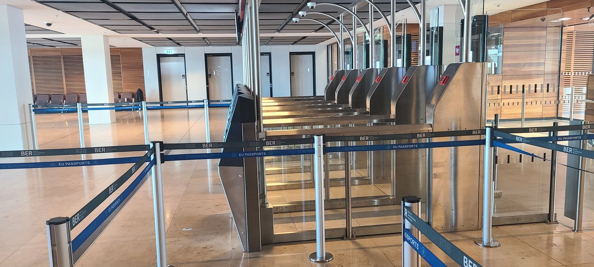 Berlin passport control this morning. My flight landed 1 hr 35 mins ago and still in the queue. Brits with Chinese, Brazilians, East Africans, Americans and Argentinians. Lots of angry Brits. No sign of any EU citizens - they breezed through the eGates 90mins ago. Thanks, Brexit.