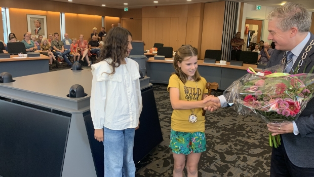 Laatste dag om gooi te doen naar erefunctie kinderburgemeester -  diemernieuws.nl/l/340107