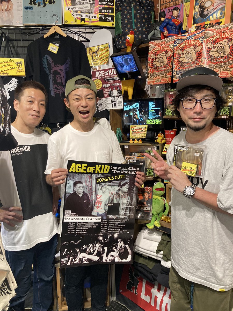 vvshibuyaudgw's tweet image. 次世代のスカパンクAGE OF KID待望の1stアルバムが渋谷本店で展開中❗️
90年代のスカパンクサウンド好きにはたまらない勢いのある1枚に仕上がってます🔥

#AGEOFKID