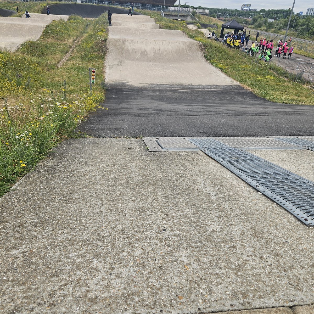 EmilyCherryCEO's tweet photo. Delighted to join @AccessSport #BMX London school games today at #QueenElizabethOlympicPark. Great to see schools embrace 🚲 for #confidence #physicalactivity & #wellbeing #StandForInclusion https://t.co/ucBjAgtvBZ
