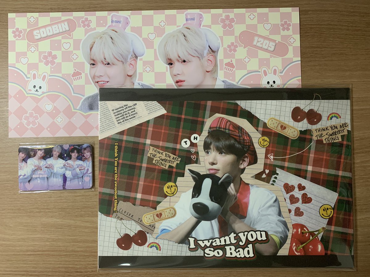 WITHTXTMOA's tweet photo. <구성>
•5*5 판스티커 49도안 811장
•4*6 판스티커 10장
•5.2*8.6 판스티커(포카 사이즈) 5도안 25장
•도무송 7도안 96장

<덤>
•어기너 24도안 반세트씩 96장
•센트님 도안 단체 포카 1세트
•수빈 종이슬로건 1장
•태현 랩핑지 1세트(=20장) https://t.co/gwtQlVk3it