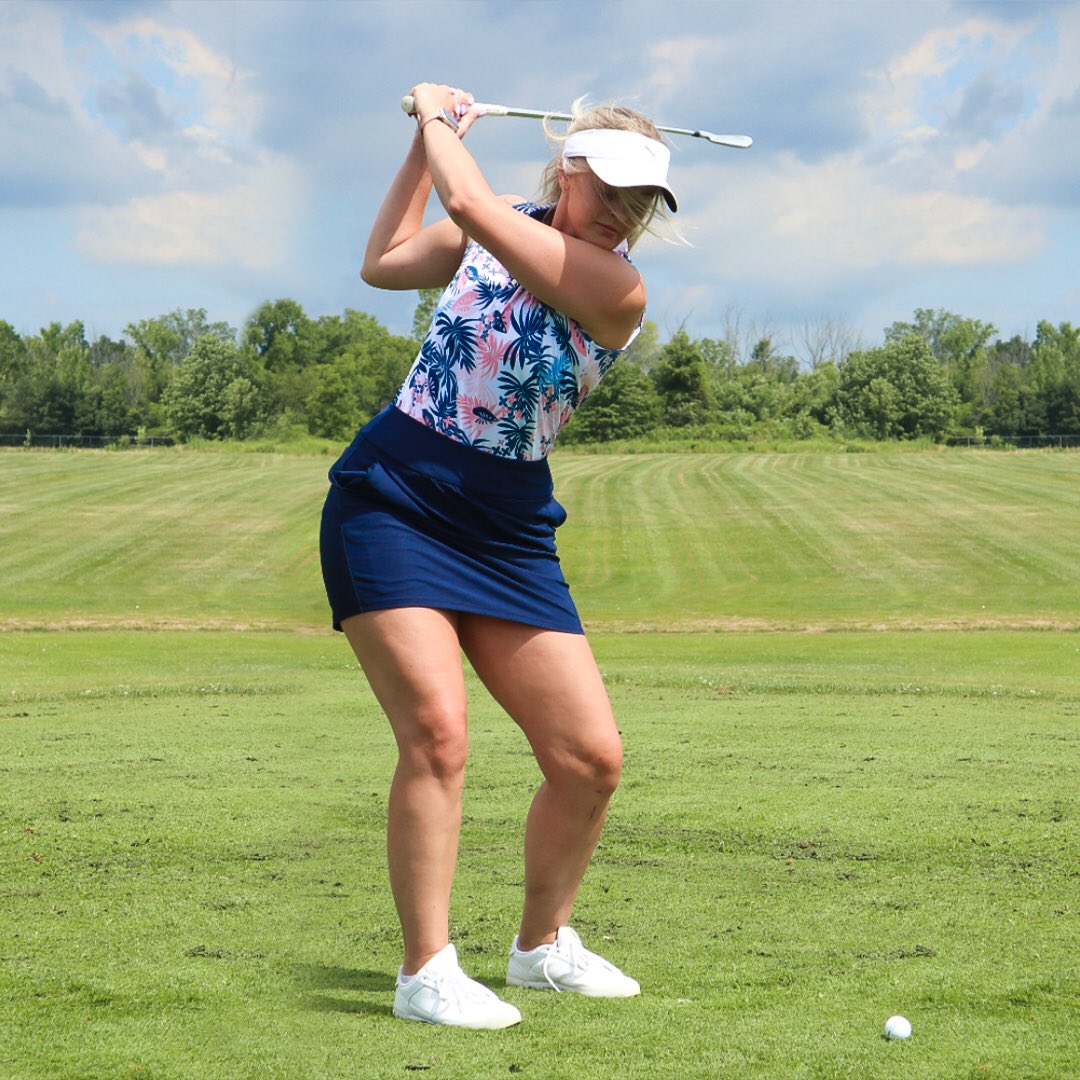 GolfDeolax's tweet photo. Wearing polo shirts with a good friend not only feels stylish but also incredibly comfortable👚👕
👚Hawaiian Jungle Polo Shirt - Sleeveless 👉
https://t.co/L8zI7S7s2M
👕Hawaiian Jungle Polo Shirt 👉
https://t.co/W9Wl3TglLJ
#deolax #deolaxgolf #polo #womensgolf #golf https://t.co/8EpWPQZgA3