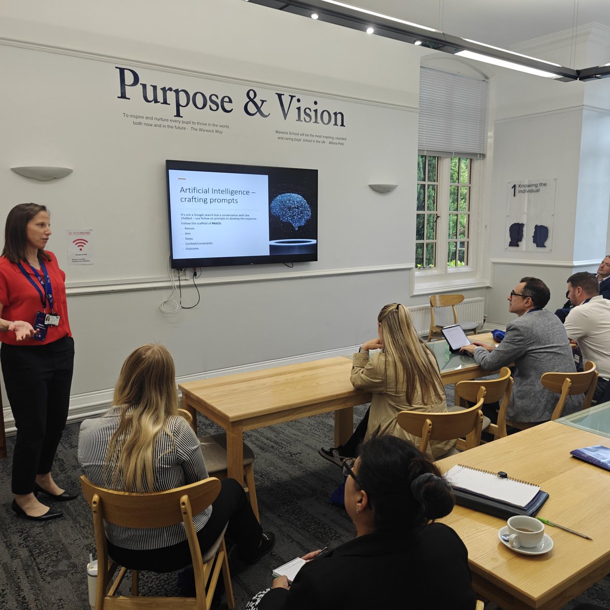 FutureFwdHQ's tweet photo. Jenny Parkinson-Mills leading a really informative workshop on "How to Use AI Safely and Effectively to Enhance Teaching and Learning". https://t.co/R6vNUT71Nj