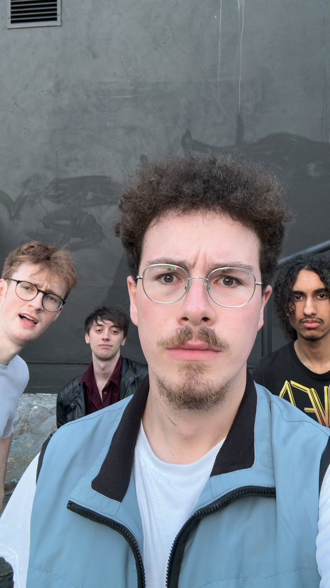 And finally, some pictures from the last few weeks. Rehearsal and playing Guilfest (still feel like I’m recovering from that night…)
•
•
•
#newmusic #londonbands #rockmusic #rock #hardrock #metal #poppunk #upandcomingartist #guitar #bass #bassguitar #drums