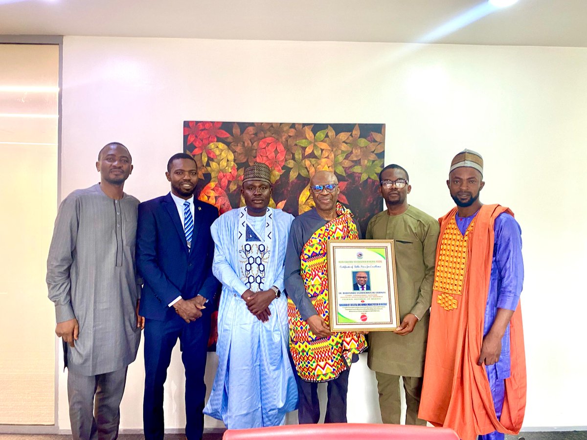 fintechngr's tweet photo. The Youth Coalition for Education in Nigeria (YOCEN) honored Dr. Babatunde Obrimah, COO of fintechngr at a memorable award ceremony. Dr. Babatunde Obrimah was presented with the Certificate of Noble Prize for Excellence as a Vanguard of Societal and Human Emancipation in Nigeria. https://t.co/QslopRCaJw