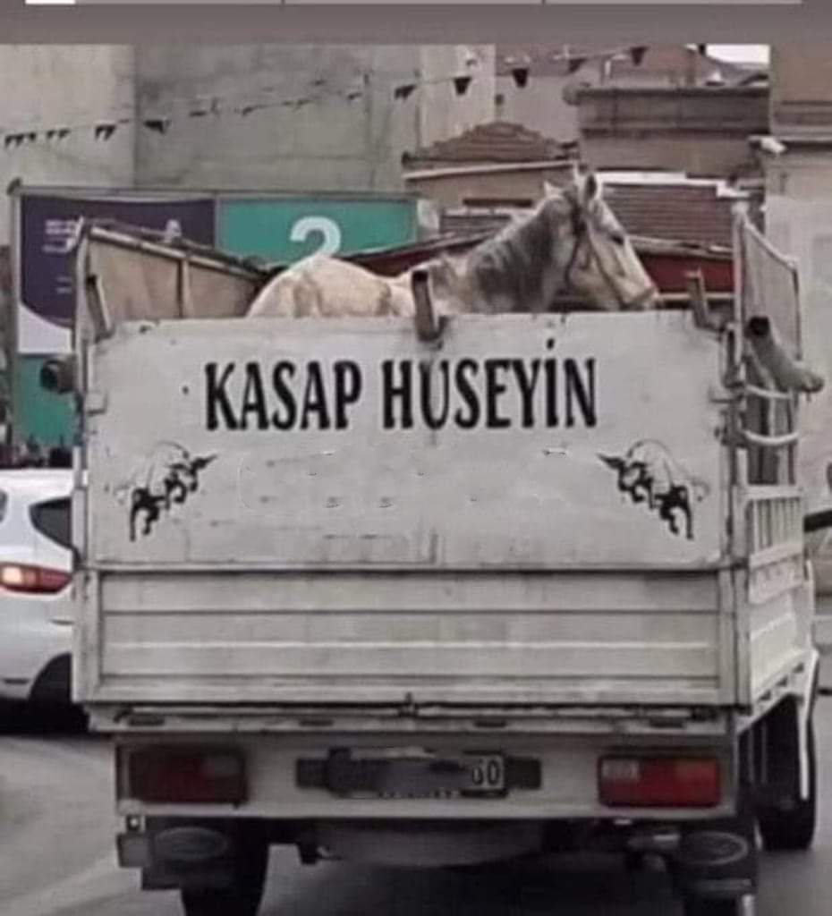 Delikadn35's tweet photo. TÜİK’in 77 liraya yediği et döner hazırlanmaya gidiyor...😁
#YeterHemenSeçim https://t.co/BkerGrD5z9