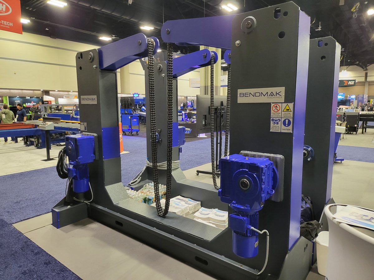 bendmak's tweet image. Looking to boost your lifting capacity? With a whopping 26,000LB capacity, these machines can handle even the toughest jobs.  💪 Give us a call at 833-BENDMAK (833-236-3625) or visit bit.ly/3S0qNgy to learn more. #Bendmak #ChainRotators 🏗️