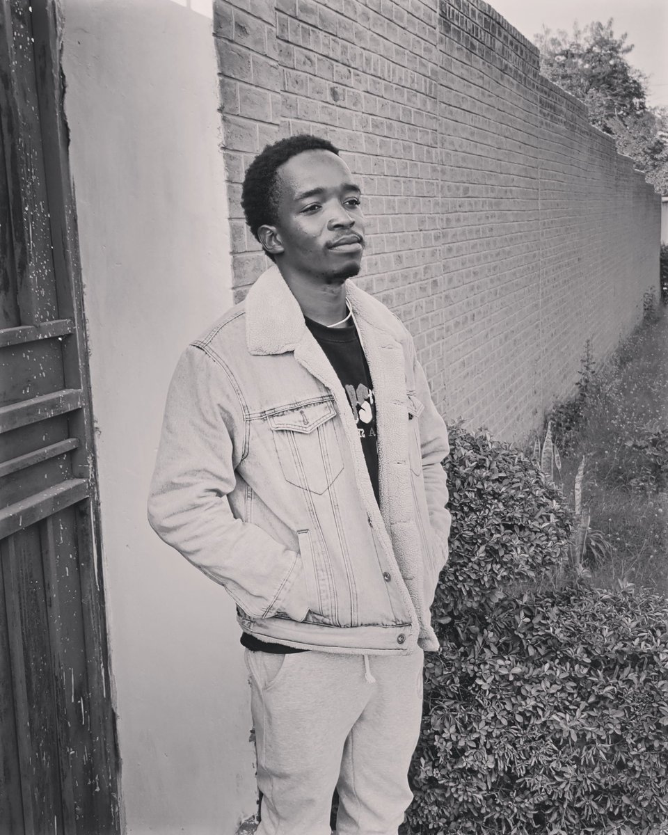 TrywellChirwa's tweet photo. Life is like eating Rice with Sausage https://t.co/CxFE3sgOpy