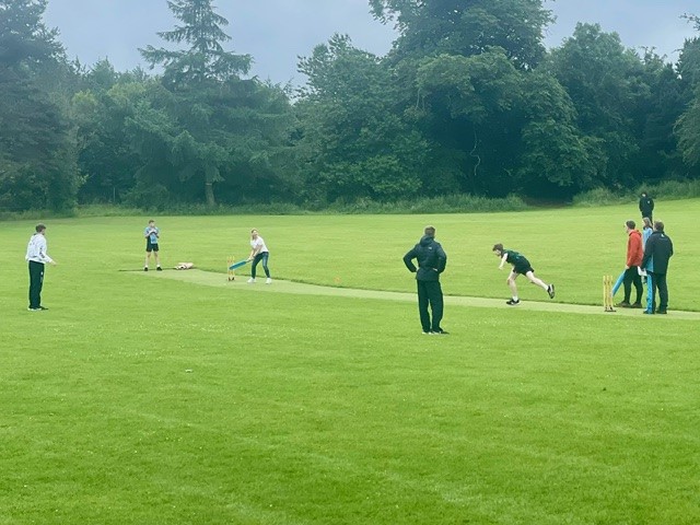 Craigclowan's tweet photo. We didn't get the balmy summer evening we often get for the #CraigclowanForm8 v Parents cricket match, but lots of fun was had by all and the wood fired pizzas certainly went down very well! 🏏🍕
#CraigclowanFamily https://t.co/tLA7vL5BrN