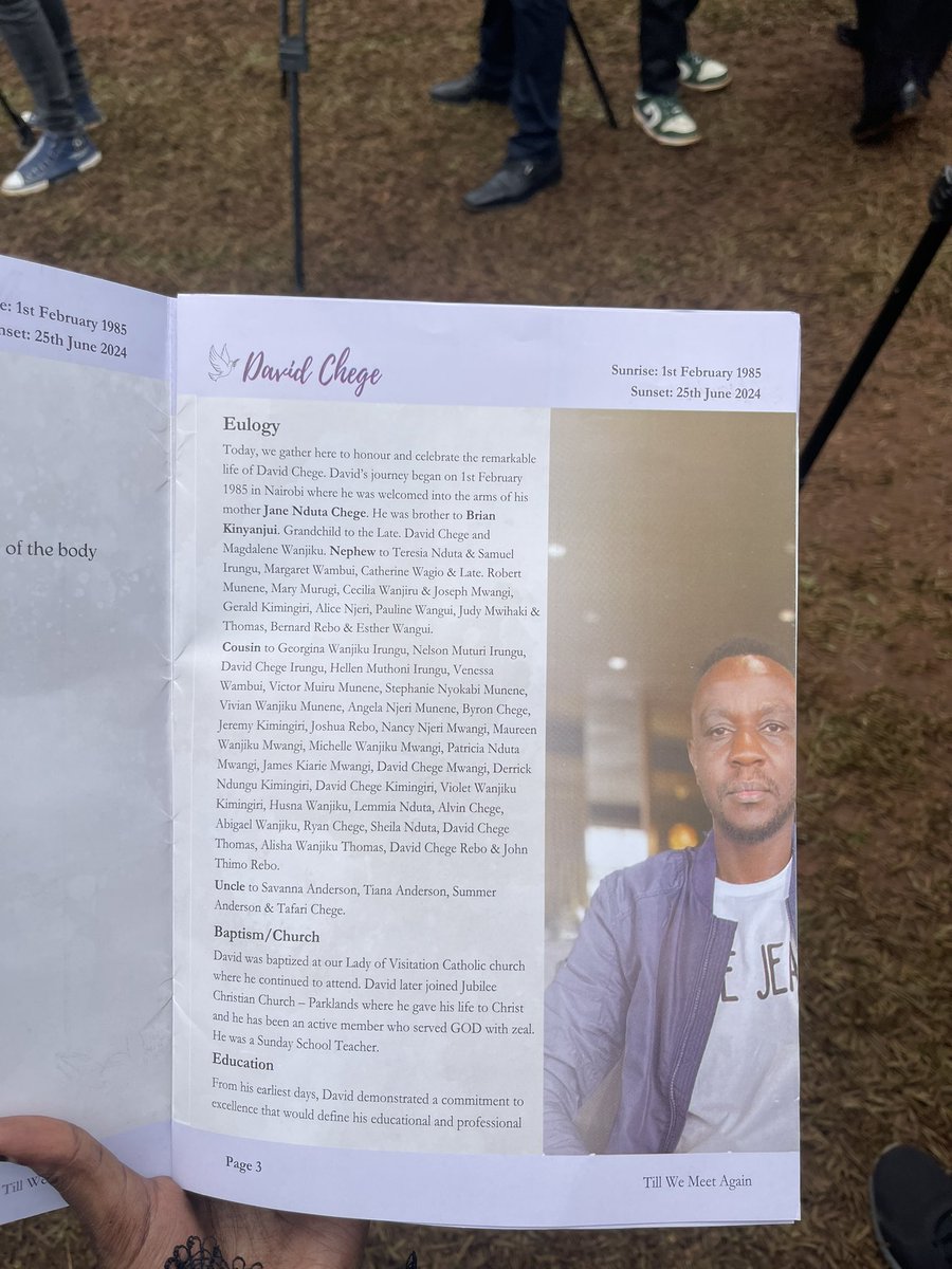 Honeyfarsafi's tweet photo. David Chege’s burial is so special. An absolute hero. Justice for Chege!!! https://t.co/We3m5q2DDu