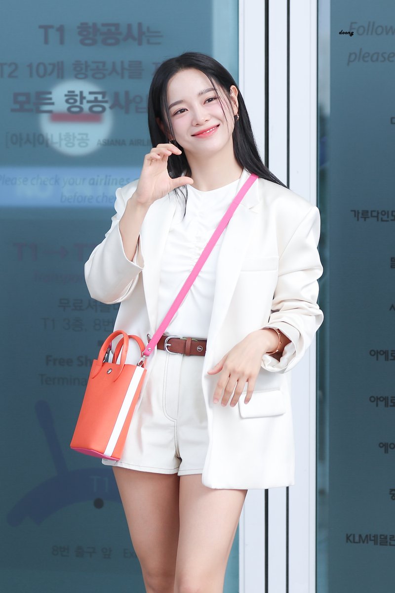 240704 출국

#김세정 #KIMSEJEONG