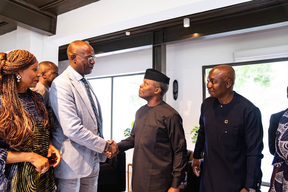 The moment is here! 

We are live at the launch of the premier #timbuktoo Fintech Hub.

Today, we are revolutionizing the future of fintech in Africa.

Join us: shorturl.at/2m6lS