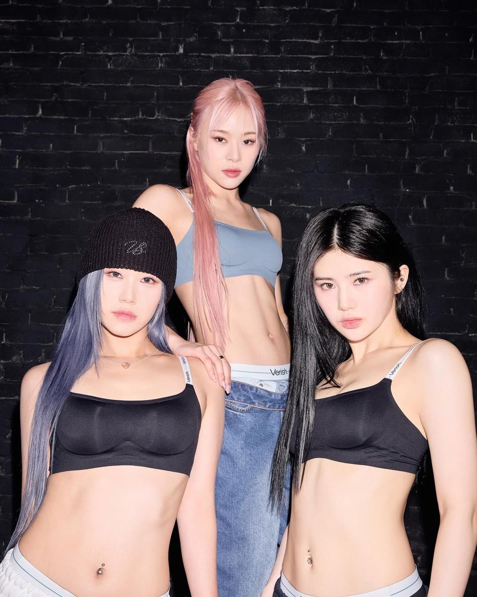 ater_like_'s tweet photo. 베리시 감사합니다 ㅠㅜ🫶🏻
#민아 #태터 #러셔 #베베 #minah #tatter #lusher #bebe #verish #베리시 https://t.co/M31K3M1CsX