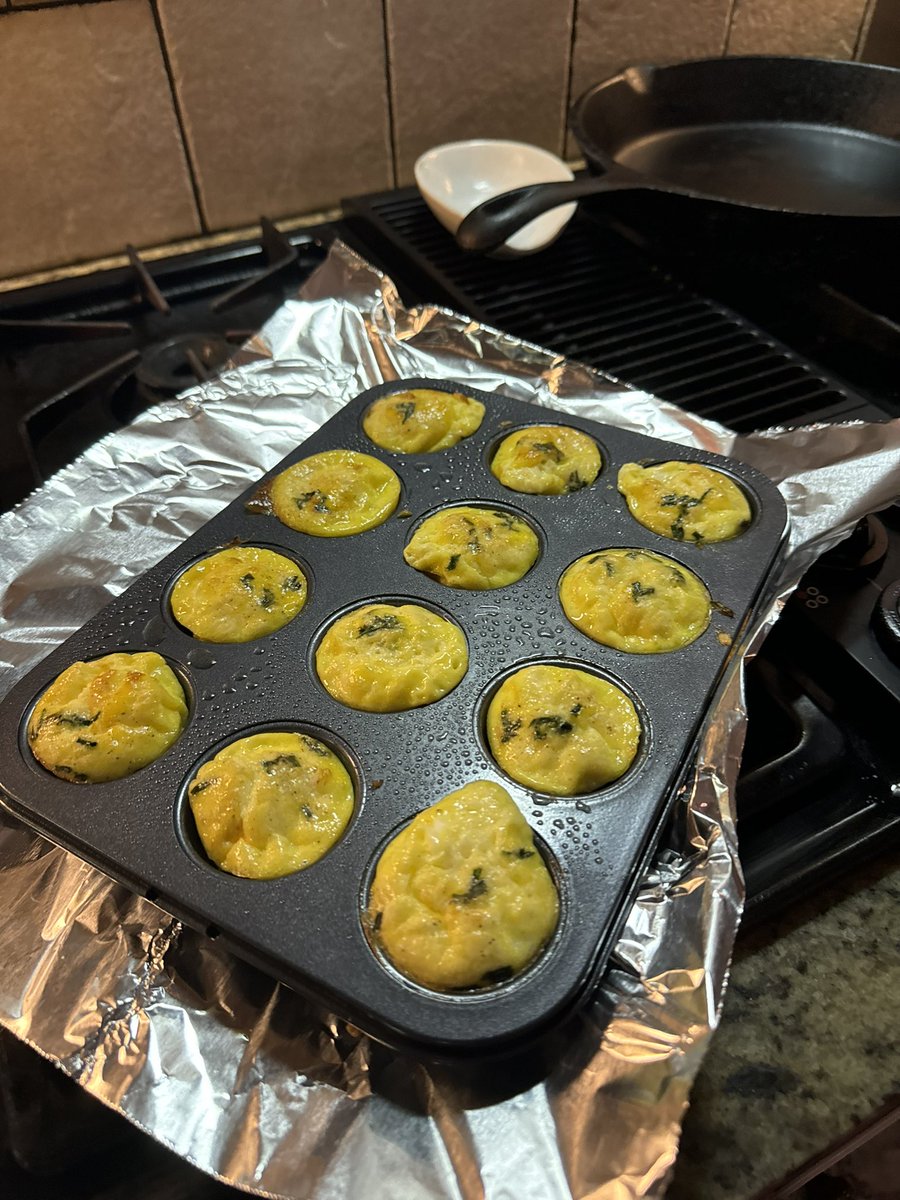 EKing719's tweet photo. Someone’s been up since 4… so I had to make use of my time 
#ParentingTips 
#breakfastanyone https://t.co/awAbjgWHXq