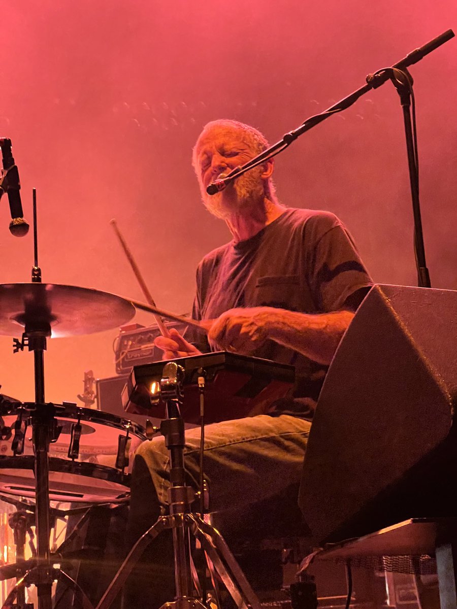 srobertaix's tweet image. Quelques images d’hier soir de #lcdsoundsystem , encore et encore un fuck&amp;amp;@€*% show, décidément l’été débute bien 😊