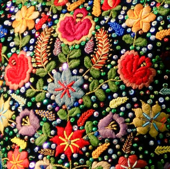 womensart1's tweet photo. An example of Polish folk embroidery #WomensArt https://t.co/KeNP9CyrXJ