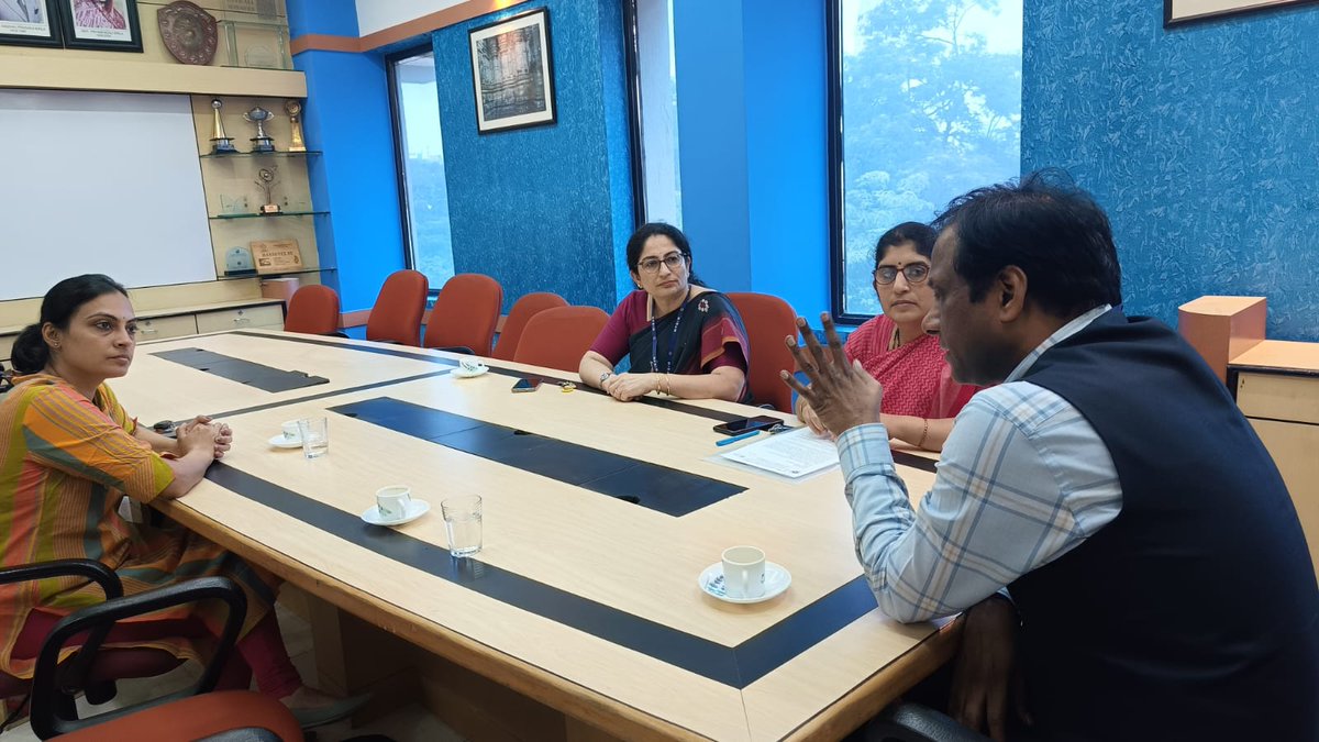 TheKshamata's tweet photo. 🌟 Exciting Collaboration! 🌟

KIF collaborates with MP Birla Institute of Management Studies in a project to enhance financial literacy and inclusion in India with an aim to bridge the existing gaps in financial knowledge and promote inclusivity. 

Stay tuned for more updates! https://t.co/gBXftD7WjC