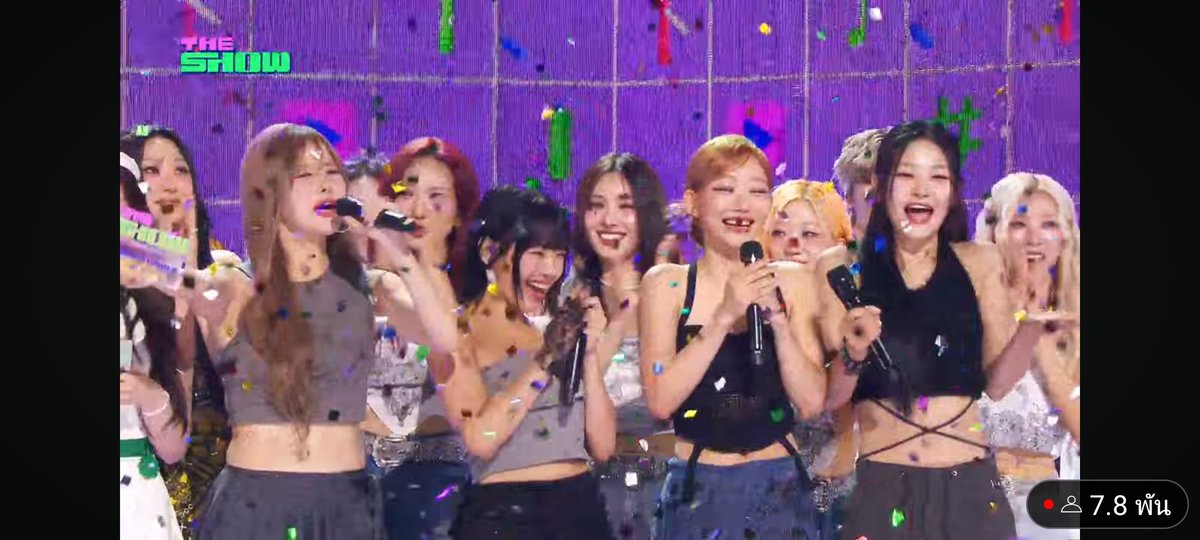 kanticha_may's tweet photo. ดีใจกับพวกหนูด้วยนะ 
ภาพประวัติศาสตร์
🎉🎉🎉🏆🏆🏆🏆

คิซซี่พวกเราทำได้แล้วนะ 🥹
#KISSOFLIFE https://t.co/l4o60xvIpv