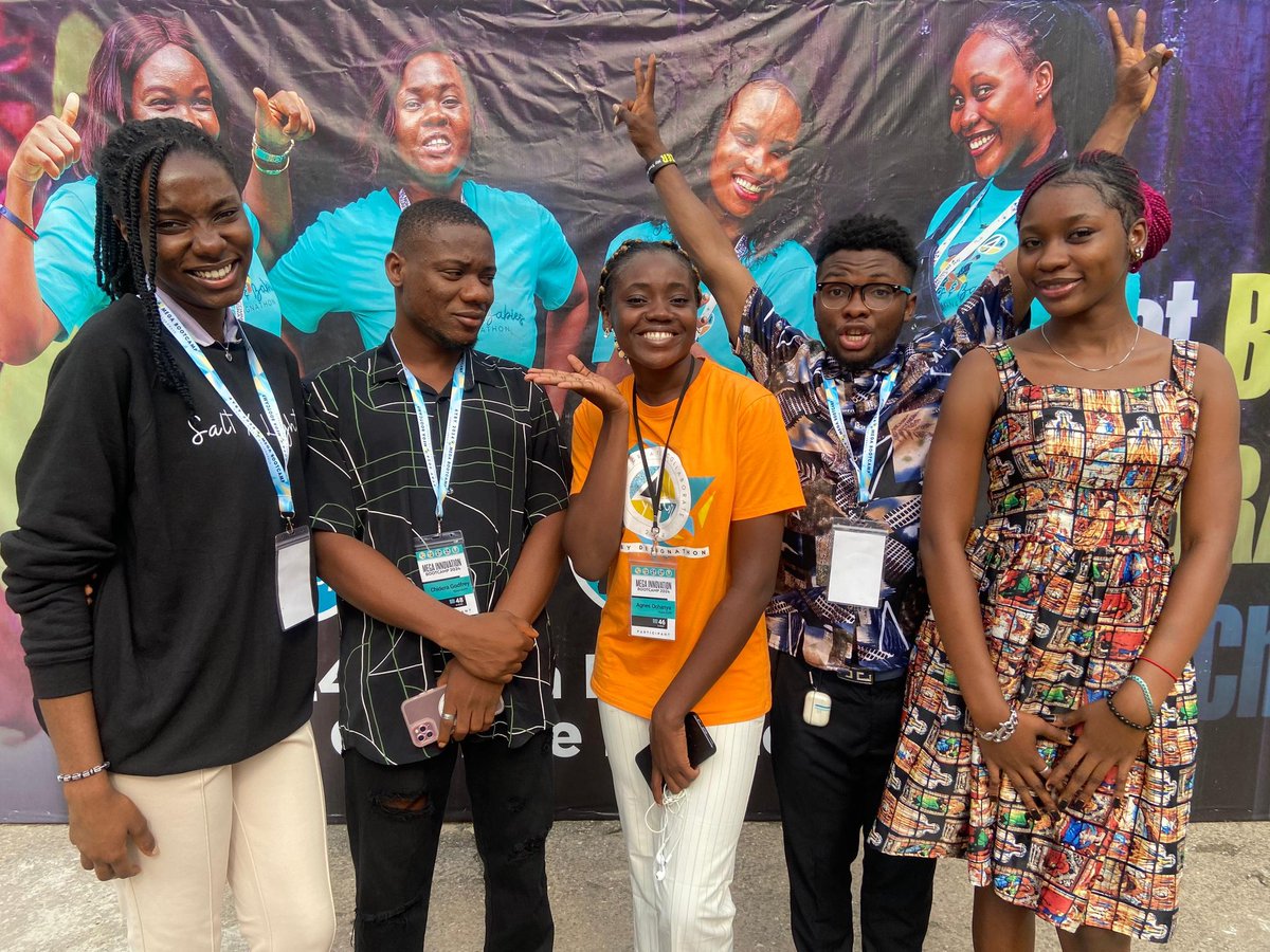 4YouthBYouth's tweet image. You can say that again🤩😃💫

#megabootcamp #4youthbyyouth