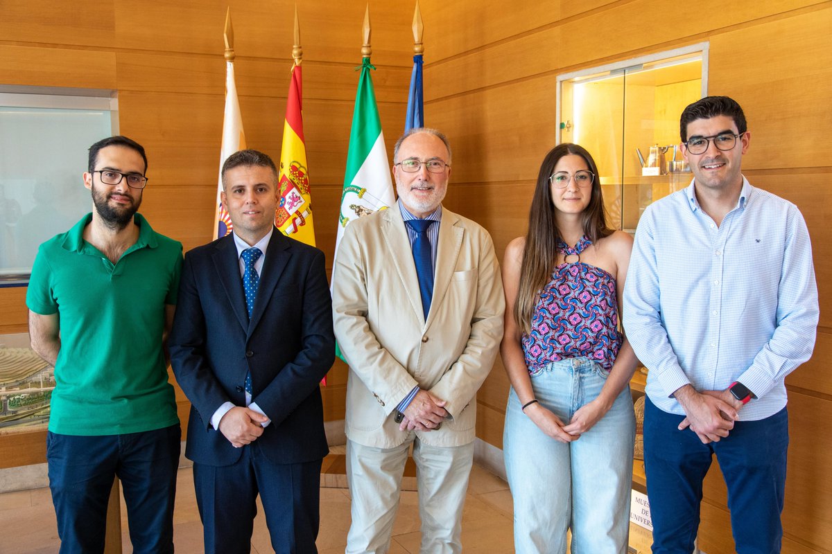 El grupo de investigación #FQM391 de la <a href="/Univcordoba/">Universidad Córdoba</a> desarrolla nuevos materiales para hacer una construcción más sostenible 👇
➕ INFO ➡️ uco.es/transferencia/…
#ActualidadUCO <a href="/ETSIAMCordoba/">ETSIAM - Universidad de Córdoba</a> <a href="/Fac_CienciasUCO/">Facultad de Ciencias - UCO</a> #ConstrucciónSostenible <a href="/EPSC_UCO/">Escuela Politécnica Superior de Córdoba</a> <a href="/epsb_uco/">Escuela Politécnica Sup. de Belmez Univ. Córdoba</a>