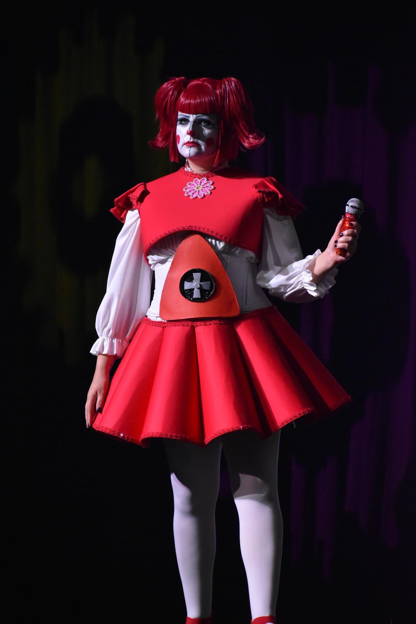 2 pic. Photos of #circusbaby from the MetroCon costume contest! From Nocedo Photo Media Group #fnaf https://t.co/nUZd1leISe