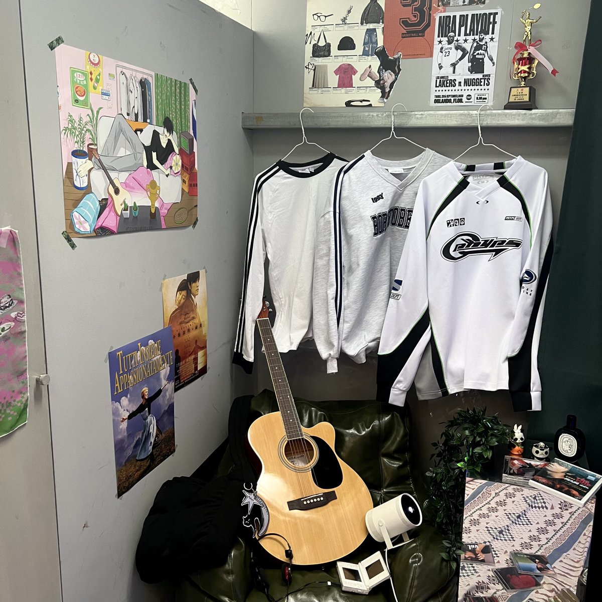 오마이갓 리틀타이완이즈히얼
(사장님 알바 지원서는 어디에 내나요? 급합니다 연락 주세요)

#水和雲彩跟隨你的足跡 
#79번_테이블에서_보낸_행운입니다