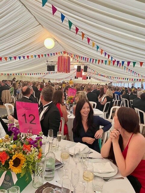 TozersLaw's tweet photo. 🥂✨Members of Tozers #propertyteam attended the #ExeterPropertyBall last Friday, held at #DartsFarm in Topsham.

Thank you to everyone involved, it was lovely to see everyone there and have such a fantastic evening! 🥳✨ https://t.co/OZrFiBFiBs