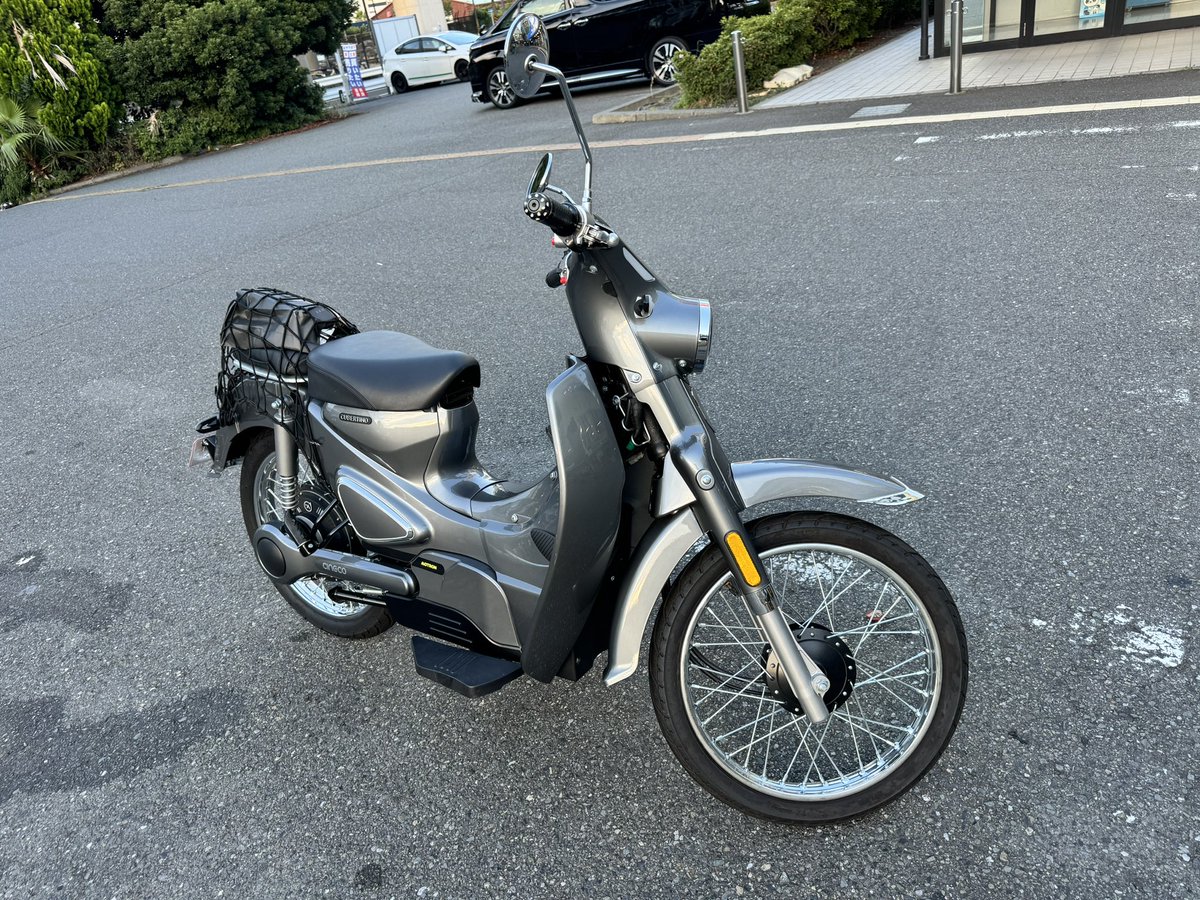jgoq1's tweet photo. 仲間が増えました
電気だから維持費も最低限
コンビニ行く時の格好で近場をうろうろするのめちゃ楽しい 原二生活サイコー
#motron #cubertino https://t.co/lmAPDZ5BOS