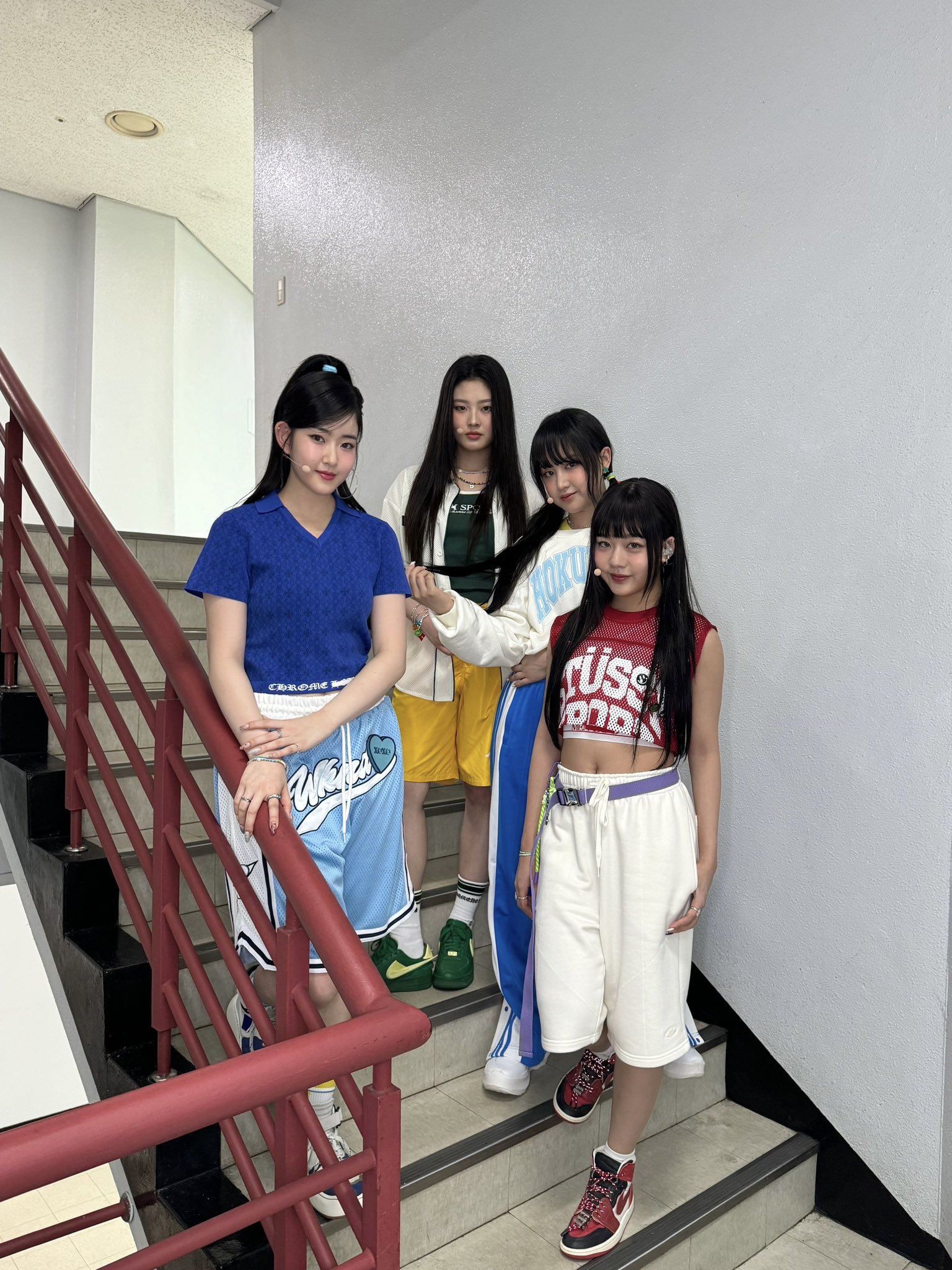 GSCdrYHbcAEbR__?format=jpg&name=large