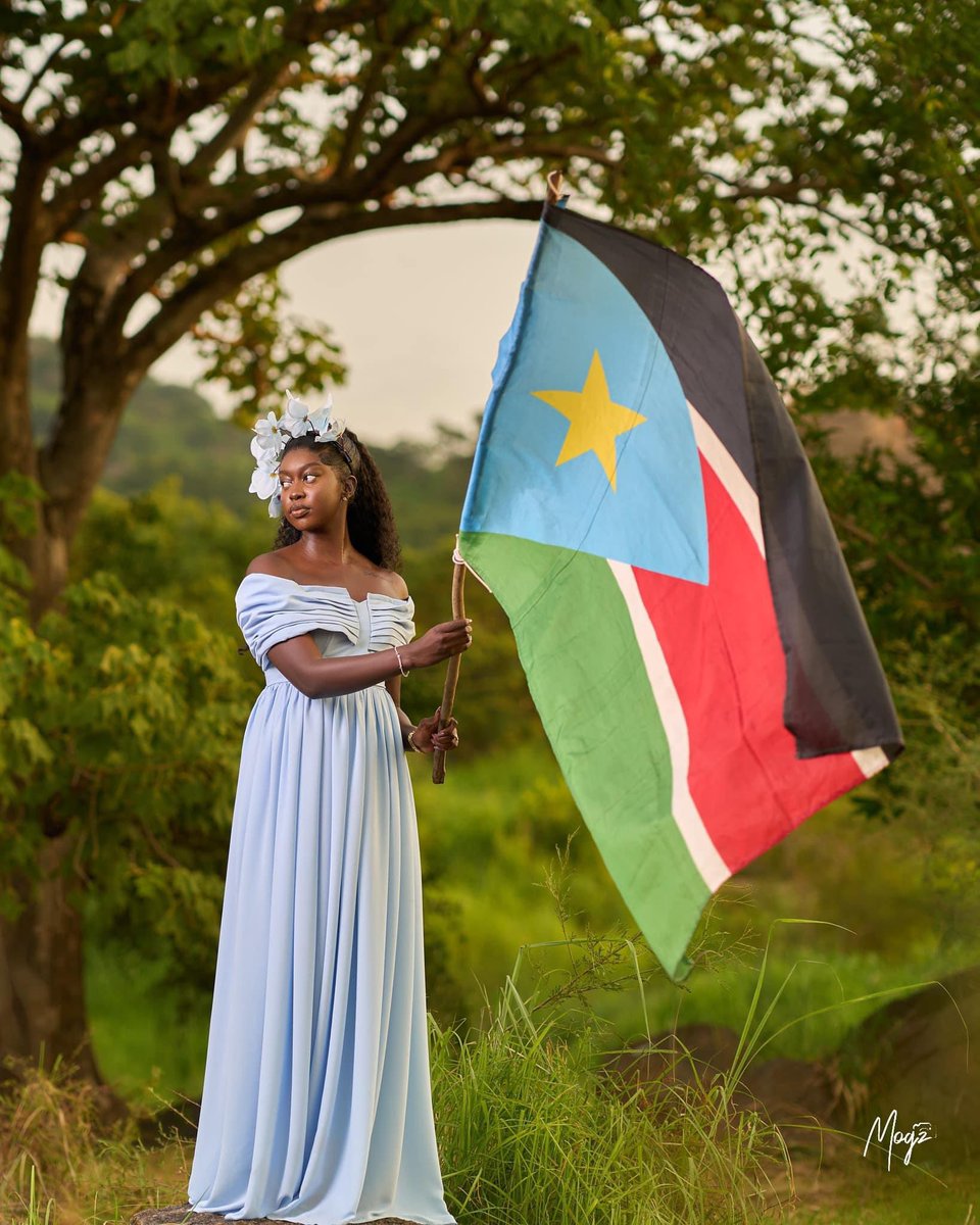 Gudele211's tweet photo. South Sudan 🇸🇸 is blessed with beautiful women 😍👏. Happy Independence Day to all Junubin 💯😃🙌
#SSOX 🇸🇸 https://t.co/HUHDPeU4mH