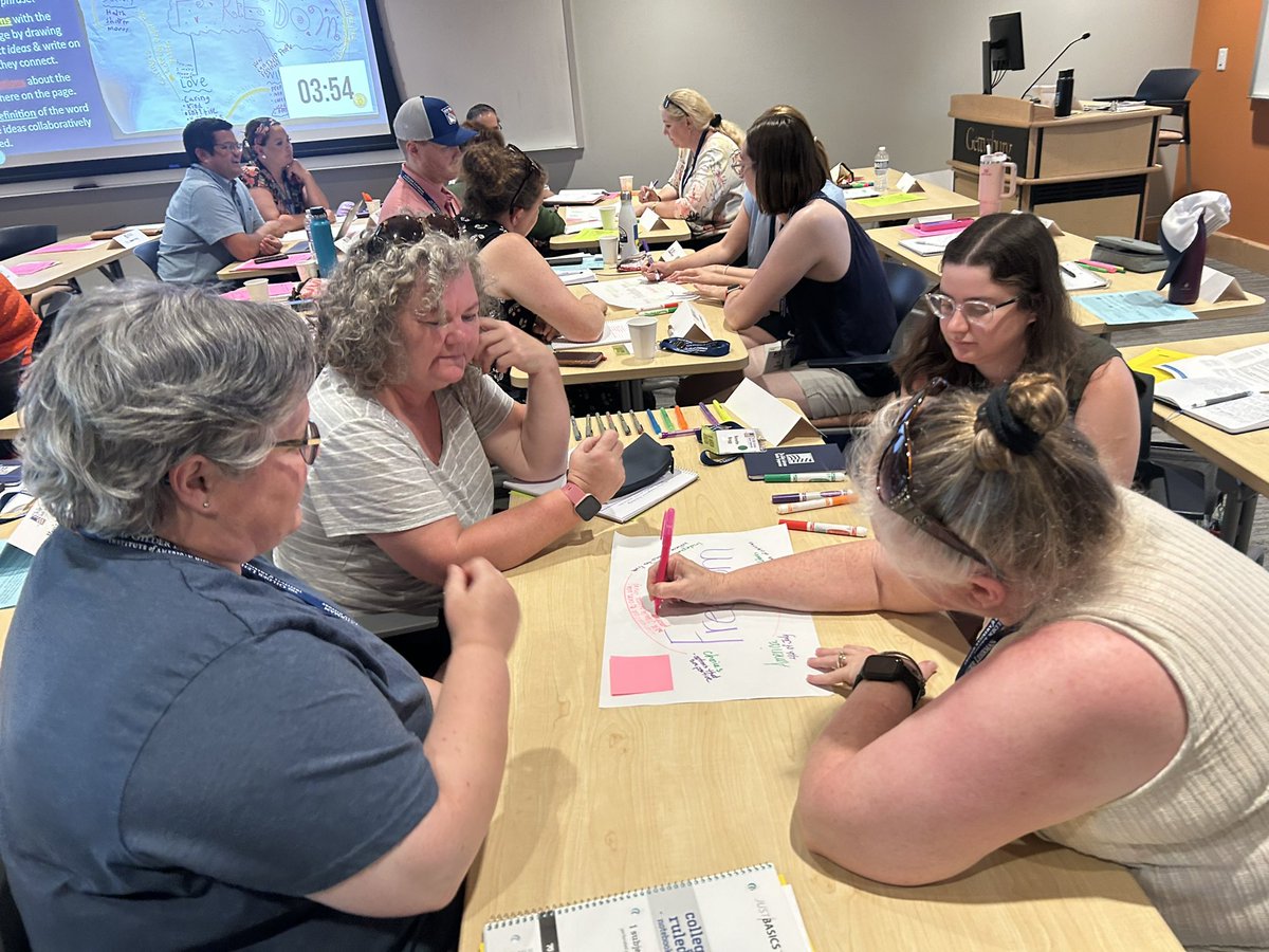 Connie López tweet media