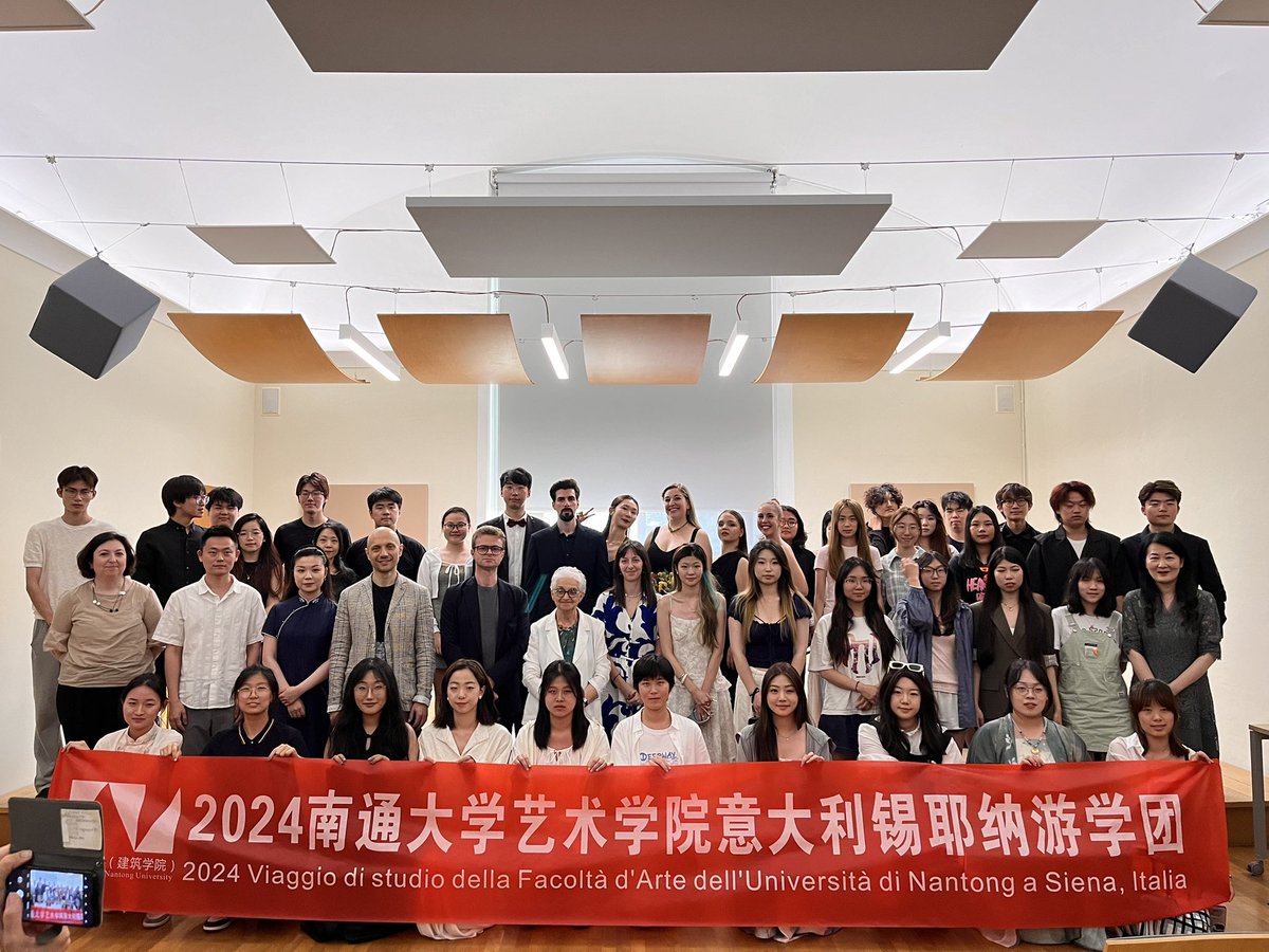 Una formazione musicale sempre più internazionale, aperta e originale. È questo l’obiettivo del Conservatorio Franci di Siena che ha ospitato una Summer School per 30 studenti della Nantong University, nell’ambito dell’accordo sul double degree tra i due istituti di formazione.