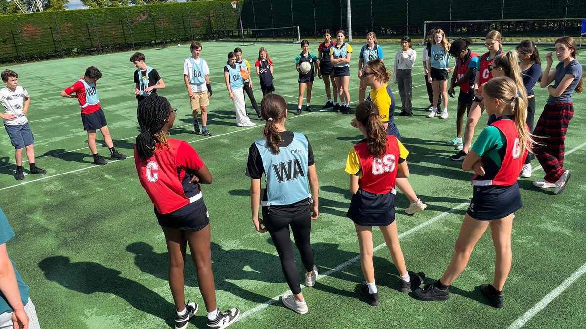 Leeds Rhinos Foundation tweet media