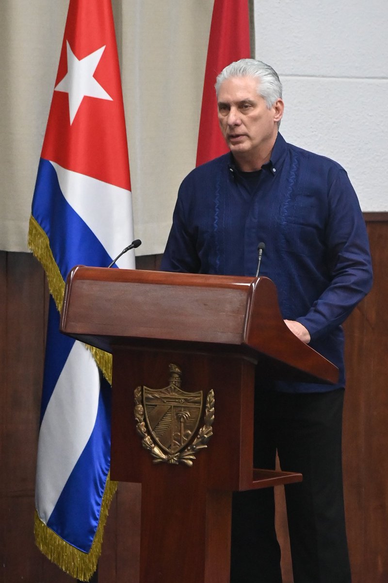 MarceloG2022's tweet photo. Díaz-Canel en el VIII Pleno partidista: “Los tiempos no son ni de autocomplacencias, ni de inercias que no sepamos romper”

#VIIIPlenoCC
#DeZurdaTeam_ https://t.co/ECFYJdjotS