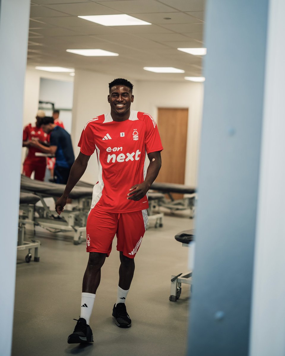 Nottingham Forest tweet media