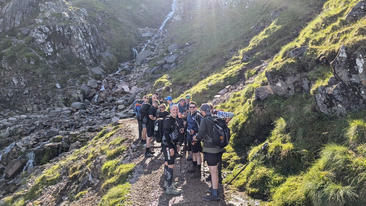 PolypipeTrade's tweet photo. A team from @polypipetrade, @PolypipeBS &amp; @ManthorpeBP are walking the National Three Peaks today to raise money for Yorkshire Air Ambulance and they've just reached the summit of Ben Nevis!

#NationalThreePeaks #SustainableBuildingSolutions https://t.co/EnxjKSmNl3