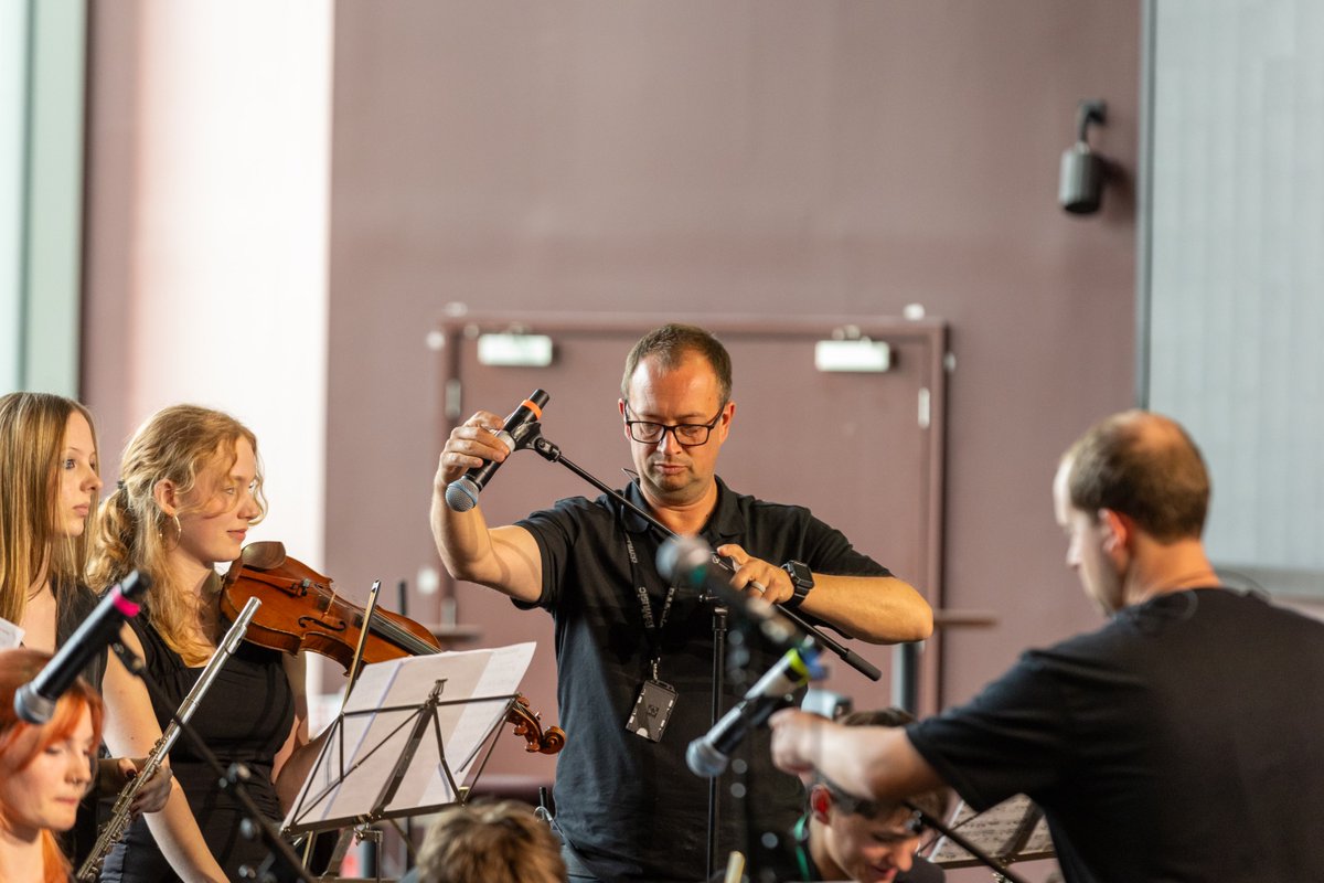 musicforyouth's tweet image. As always, a massive thank you to the Ev-entz Crew for helping us this weekend at our National Festival. You are all such an essential part to making this event as fantastic as it is!

#mfynationalfestival24 #eventz #stagecrew #newmusic #crew #stage stagecraft