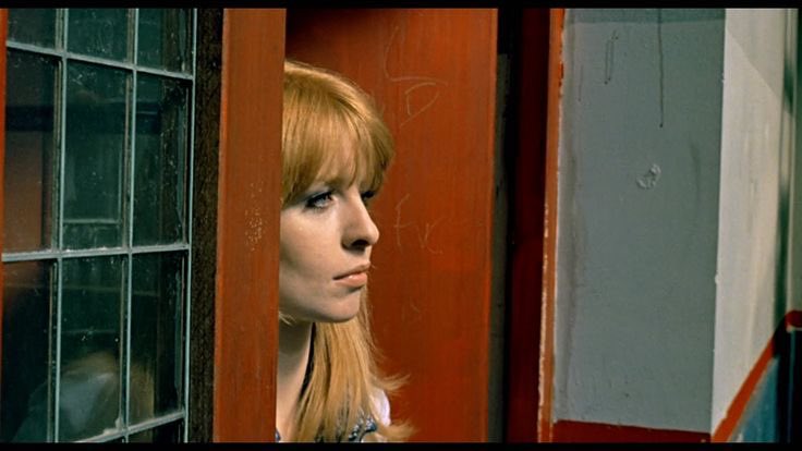 farrckh's tweet photo. jane asher in ‘deep end’ (1970) https://t.co/67iR5jdzsP