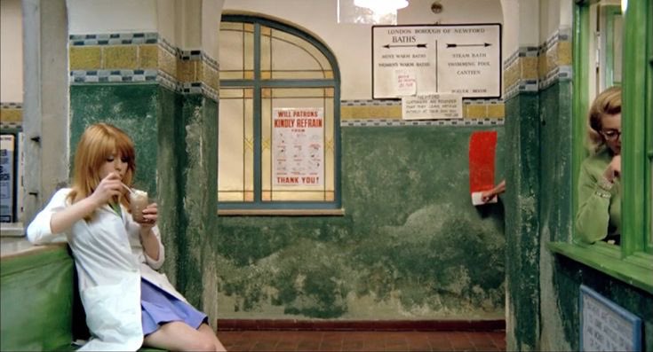 farrckh's tweet photo. jane asher in ‘deep end’ (1970) https://t.co/67iR5jdzsP