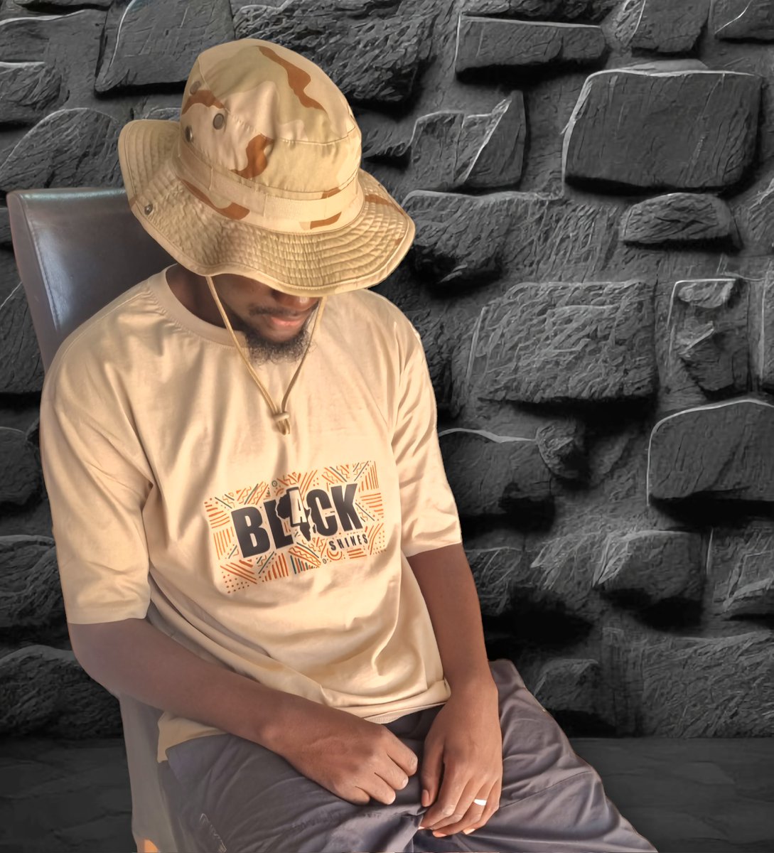 MhedSmart's tweet photo. The rebirth of an international brand.
Our new design, "Black Shines" is here to embrace and elevate black people and black culture, as our tradition makes us who we
are... Get yours at D500 (promo, buy 2 get one free) https://t.co/JmuQm16TLn