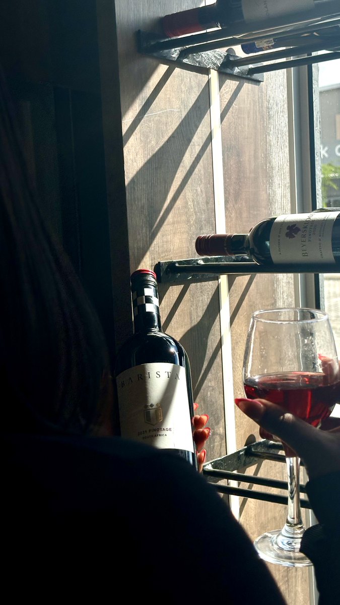 LiquorUltra's tweet photo. Mondays? We don't know her! Chase away the blues with a bold glass of Barista Pinotage. https://t.co/Efmvlqn6TW