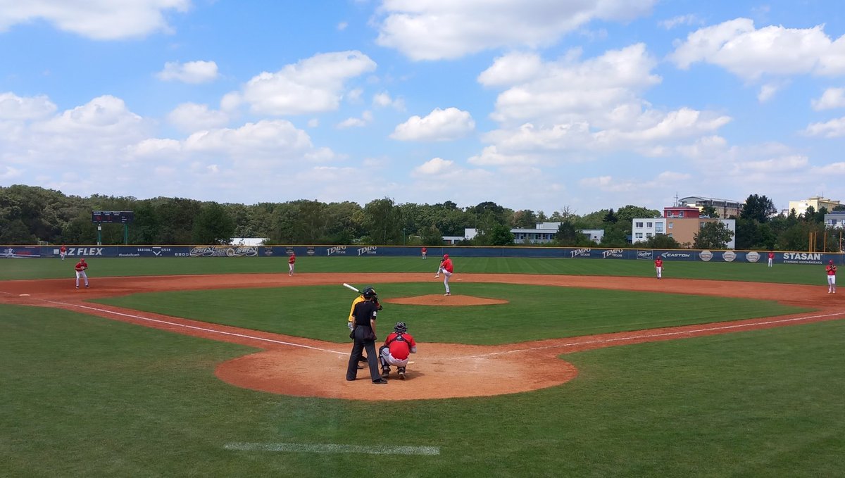 gabor_mako's tweet photo. Prague Baseball Week 🇭🇺6 🇱🇹3 https://t.co/hGAiVPEFRl