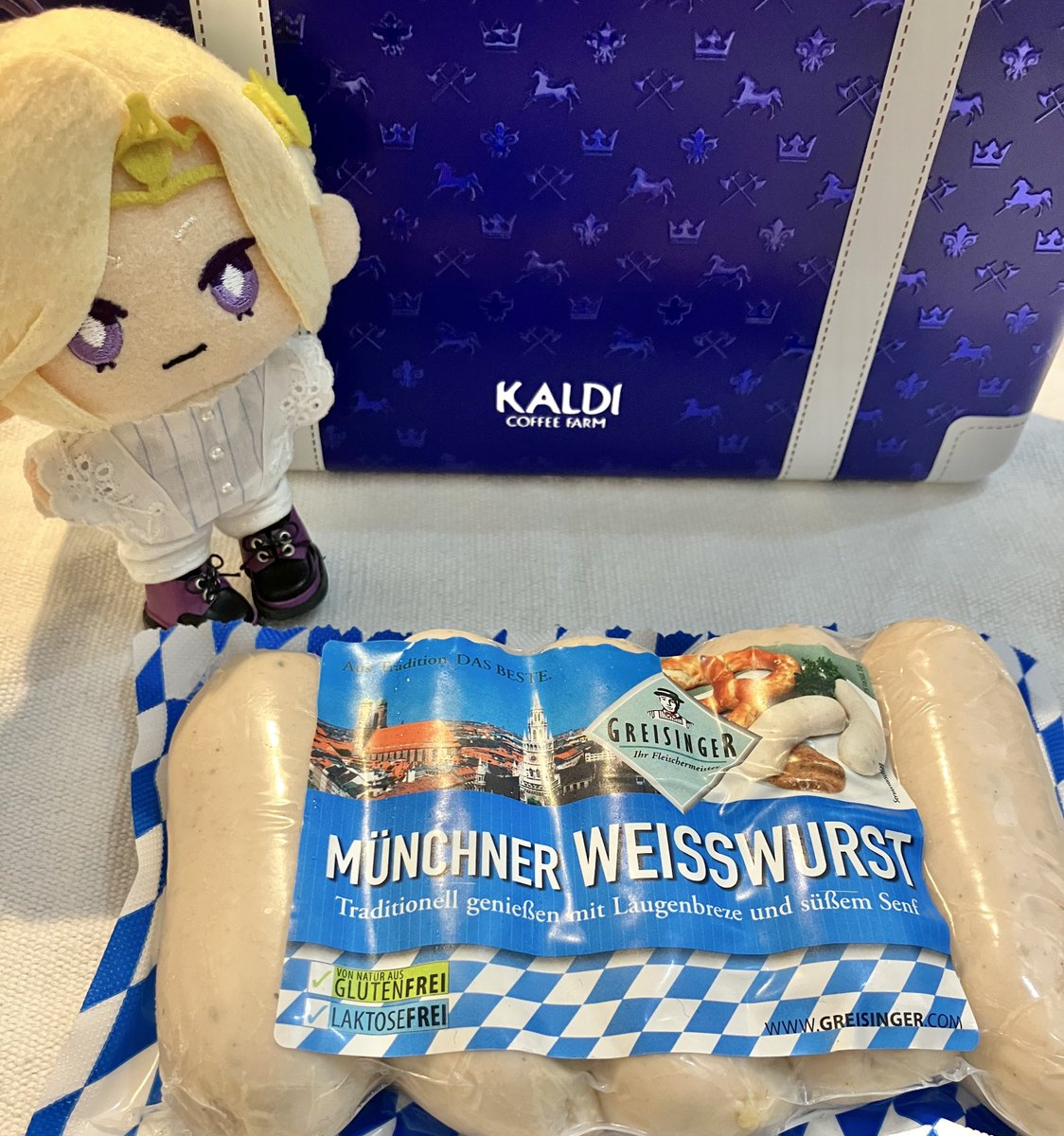 mantensei's tweet photo. カルディにヴァイスヴルストありました〜！
甘いマスタードはなかった…… https://t.co/Uo3bkGp9wG